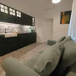Il Sitarein Apartment *